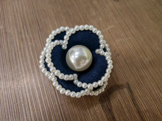 Pearl brooch