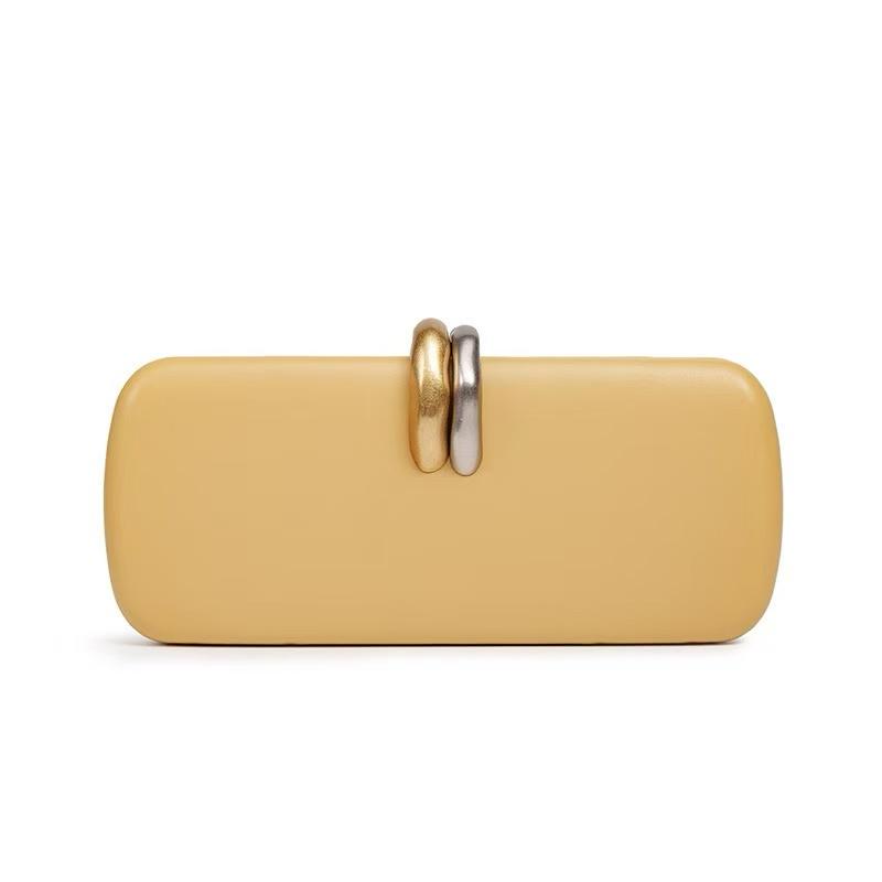 Luxe clutch