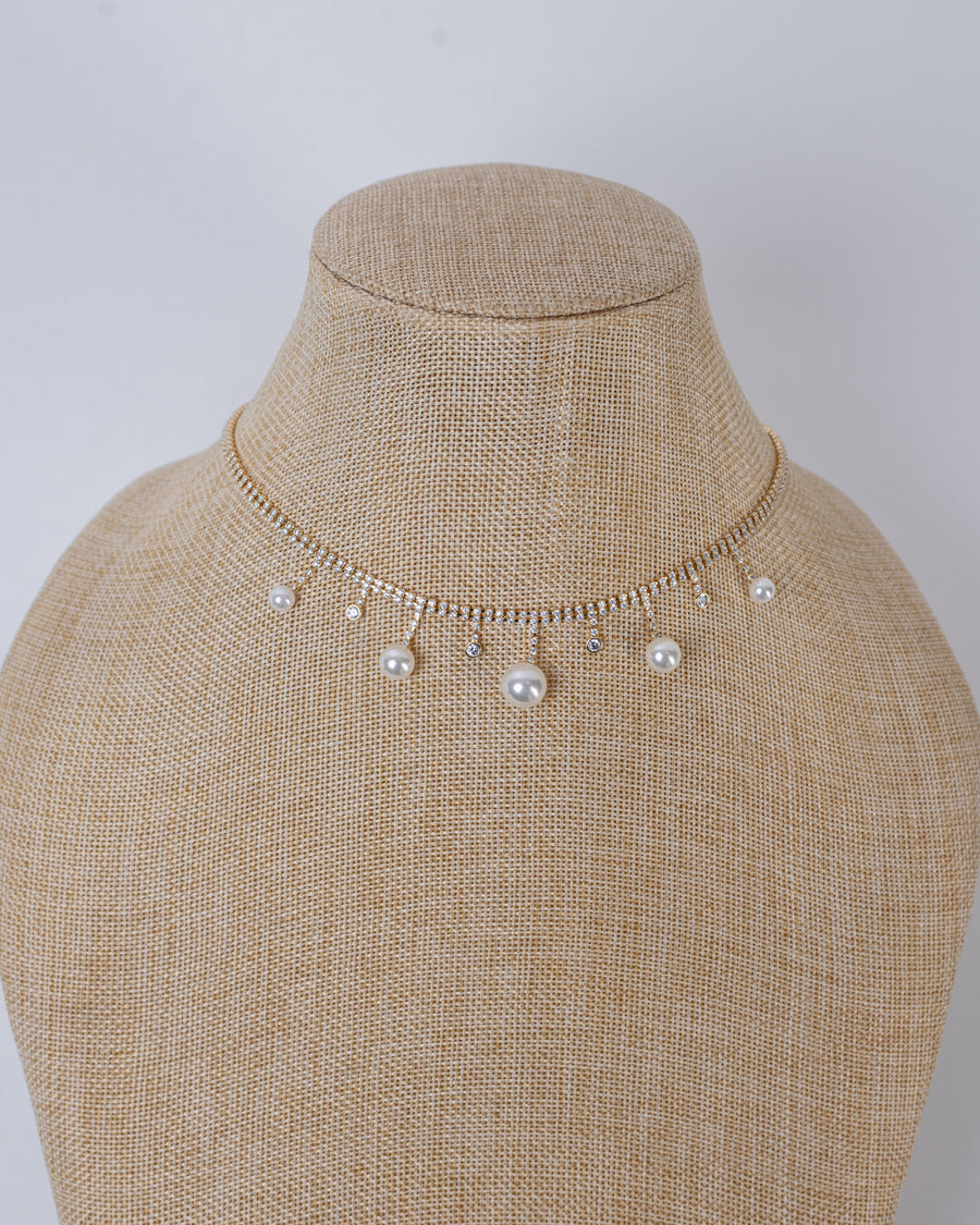 Pearl Multilayered necklace