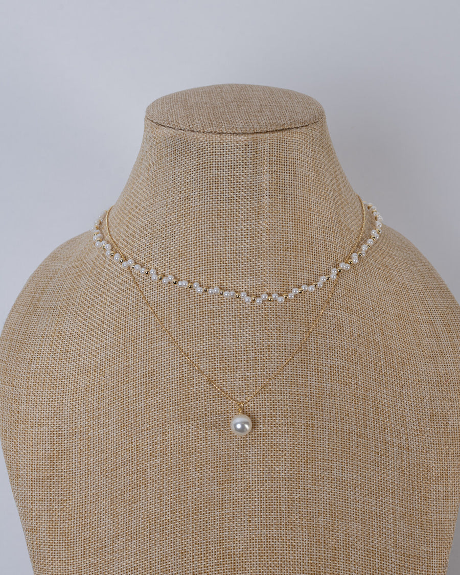 Pearl Multilayered necklace